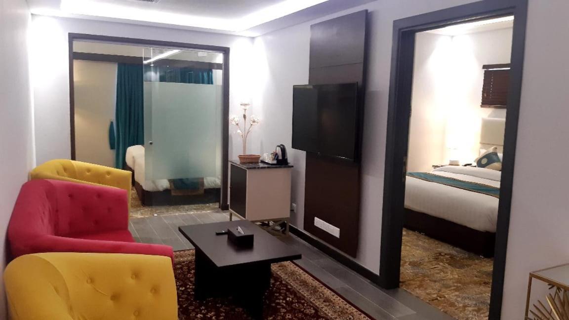 Faletti'S Grand Hotel Multán Kültér fotó